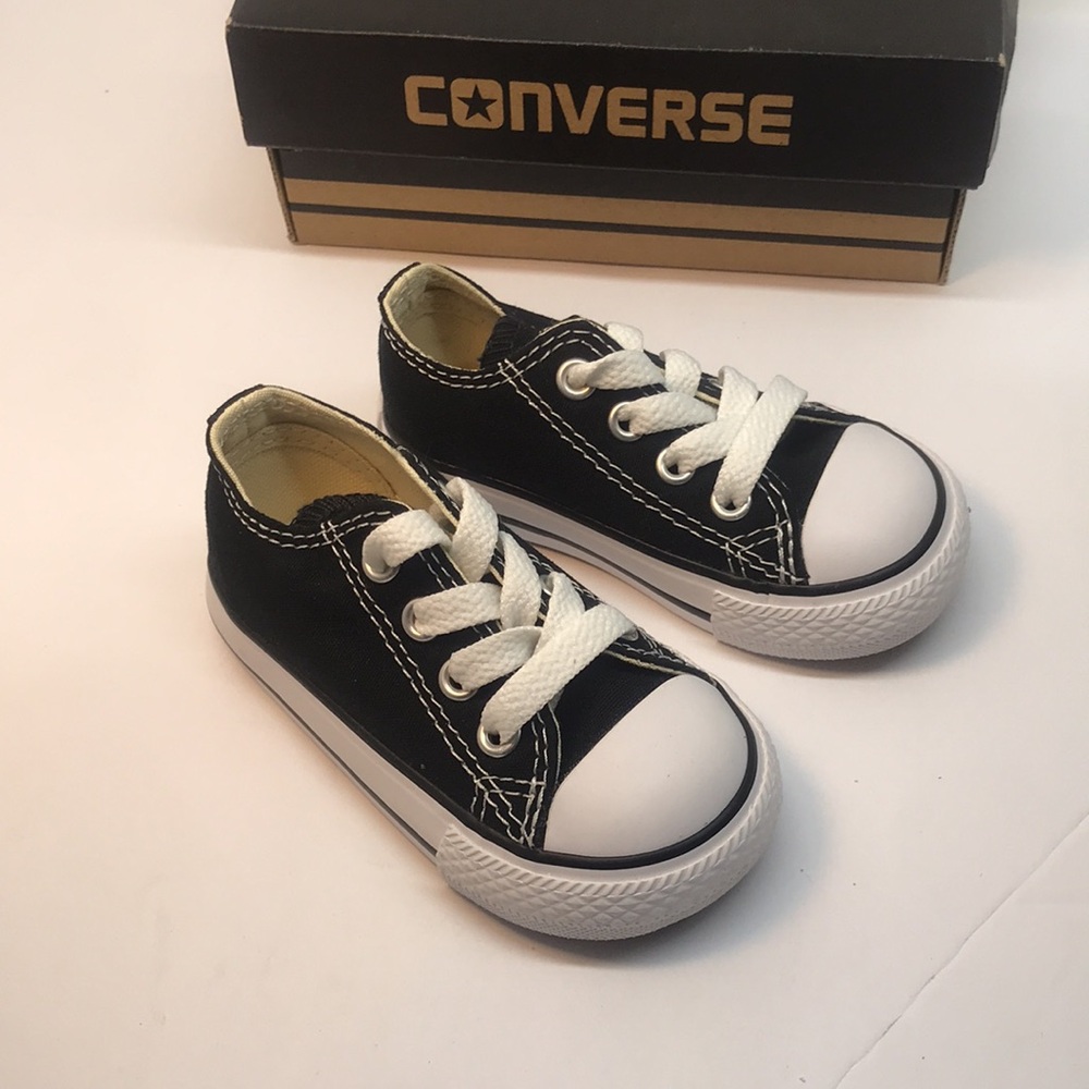 Classic  Converse Baby /Toddlers Chuck Taylor All Star Canvas Size 4